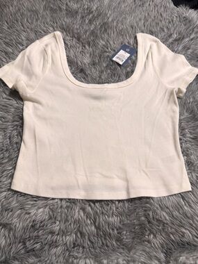 Scoop Neck Ribbed Crop Top - Cream color